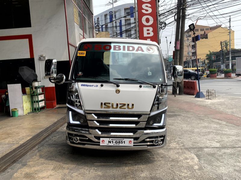 2023 Isuzu elf nkr cab and chassis pictures