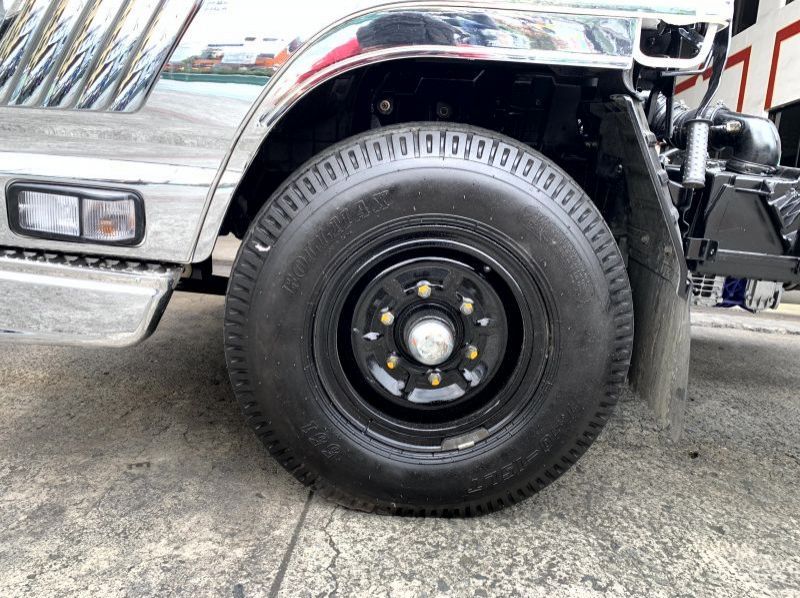 2023 Isuzu elf nkr cab and chassis pictures