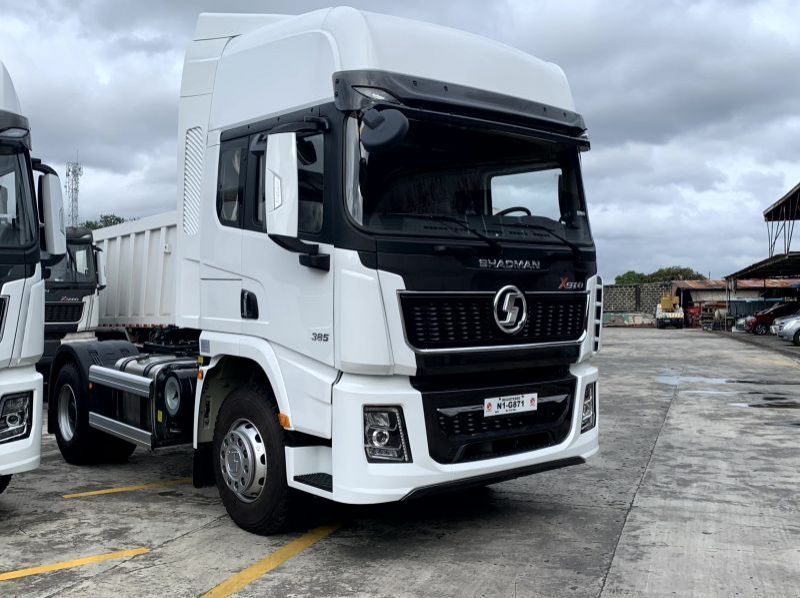 2019 Shacman x5000 6wheel 4x2 tractor head gross combination mass: 50,000 kgs sinotruk howo dongfeng faw pictures