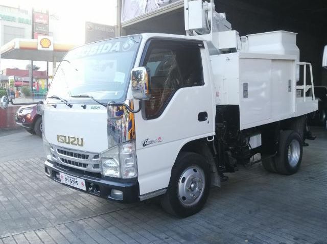 2023 Isuzu sobida elf nhr manlifter surplus canter 300 series tornado pictures