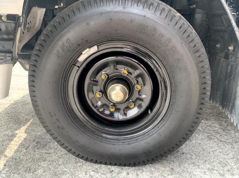 2023 Isuzu elf nkr multi utility vehicle (muv) pictures