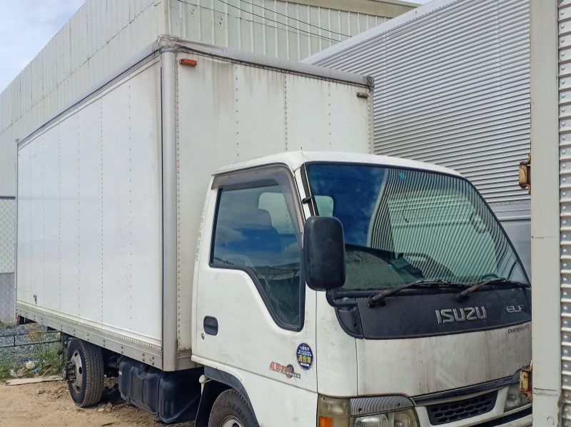 Used Isuzu ELF NKR CLOSED VAN 4HL1  for sale in Subic Bay, Region III (Central Luzon)