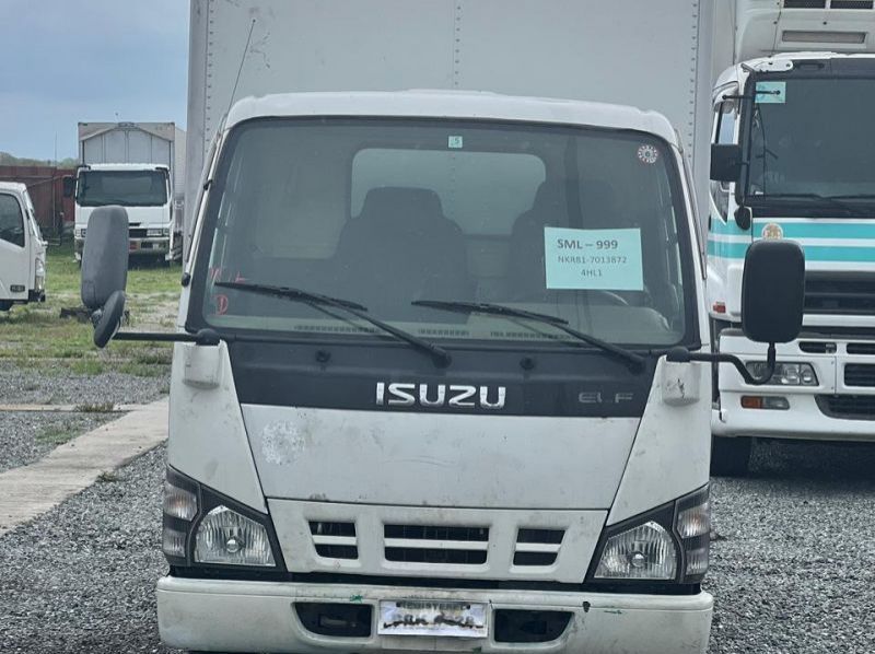 Used Isuzu CLOSED VAN   for sale in Subic Bay, Region III (Central Luzon)