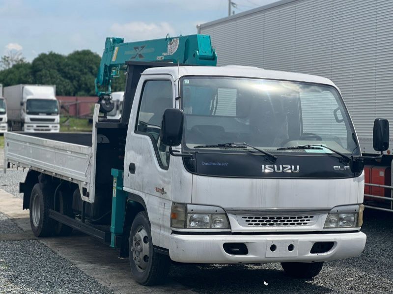 2022 Isuzu BOOM TRUCK  pictures