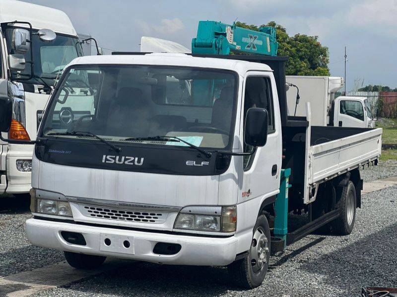 2022 Isuzu BOOM TRUCK  pictures