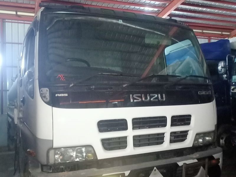 2021 Isuzu ISUZU CXM TANKER 8PE1 pictures