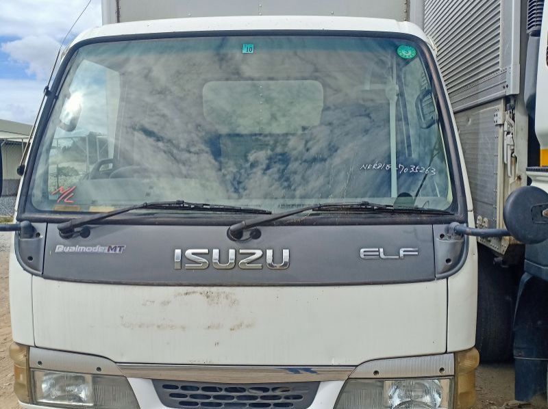 Used Isuzu ELF NKR CLOSED VAN 4HL1  for sale in Subic Bay, Region III (Central Luzon)