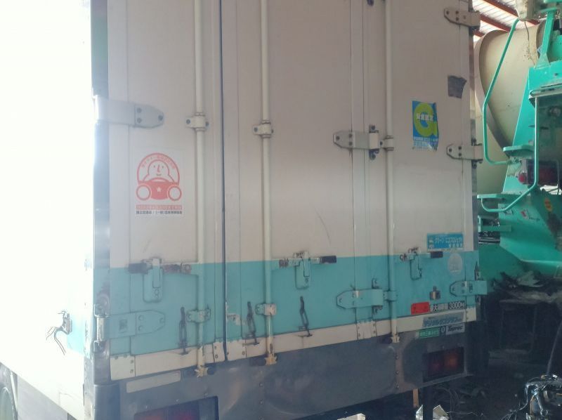 2021 Mitsubishi CANTER FREEZER VAN 4M51 pictures