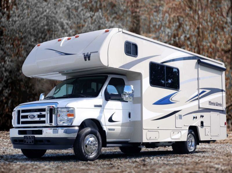 2022 Ford F350 Minnie Winnie pictures