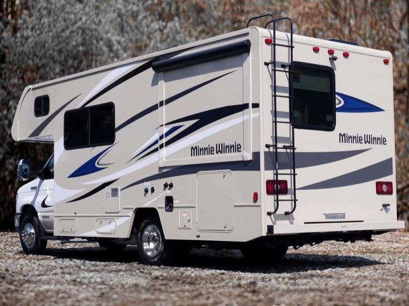 2022 Ford F350 Minnie Winnie pictures