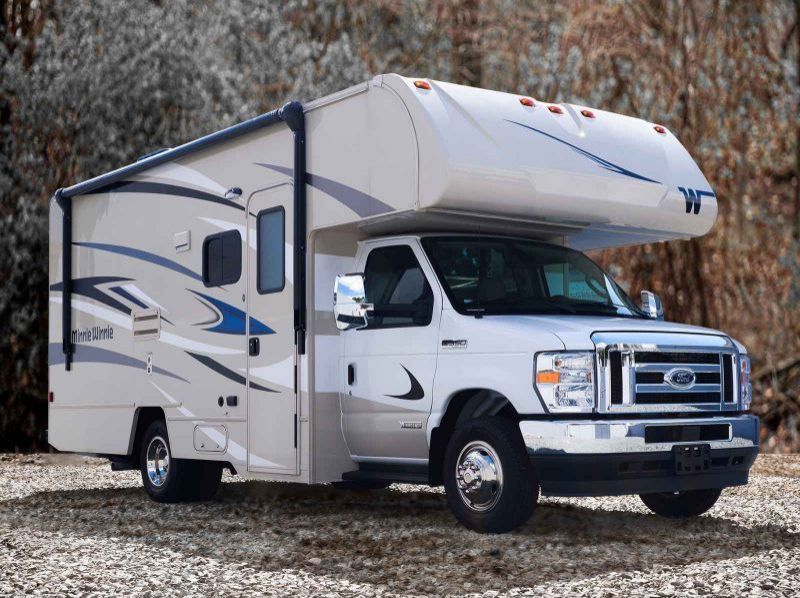 2022 Ford F350 Minnie Winnie pictures