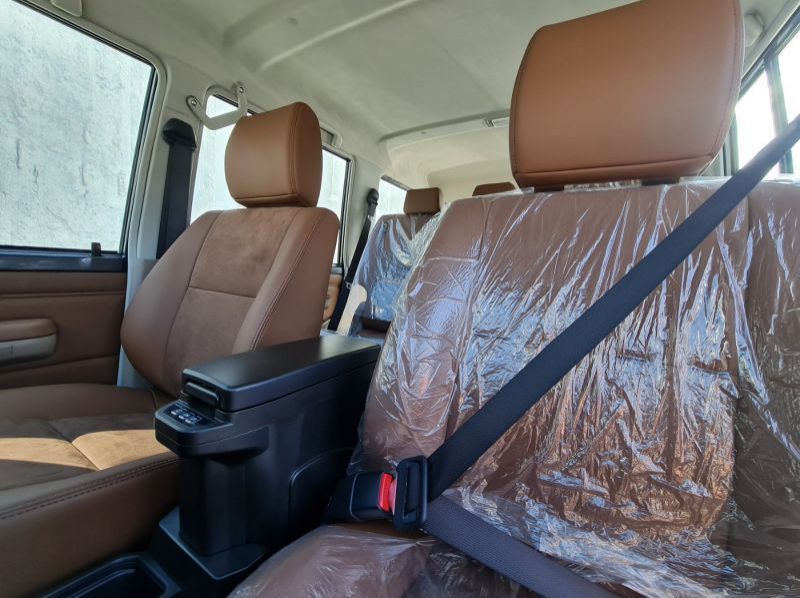 2024 Toyota Land Cruiser 76 pictures