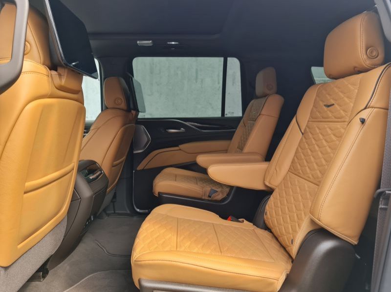 2024 Cadillac Escalade ESV Premium Luxury pictures