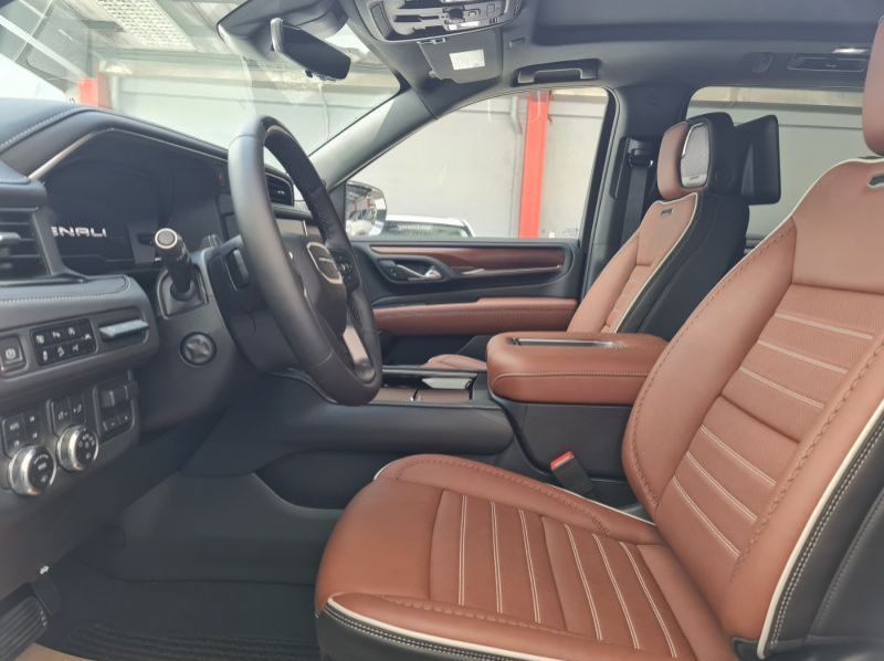 2024 GMC Yukon Denali XL Ultimate pictures