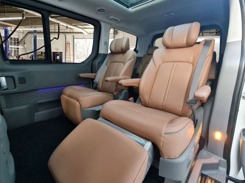 2023 Hyundai Staria pictures