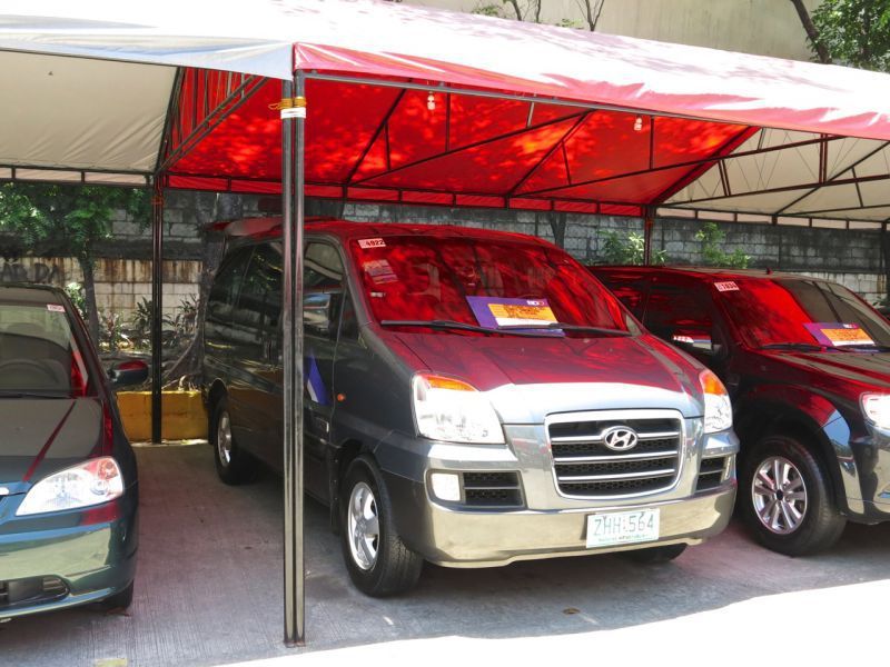 2009 Hyundai Starex for sale 72 000 Km Automatic transmission Alvin