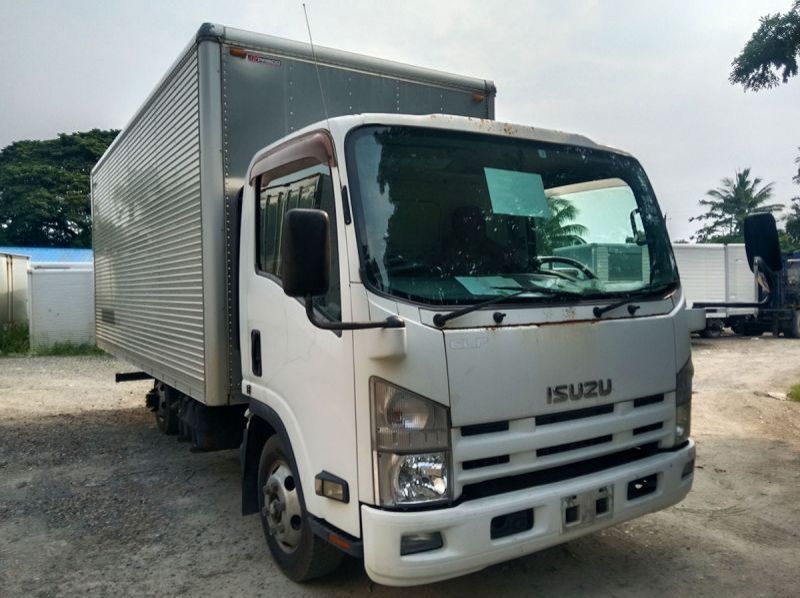 Used Isuzu Elf Closed Van Truck | New Model | Wide | Truck For Sale  for sale in Quezon City, Philippines
