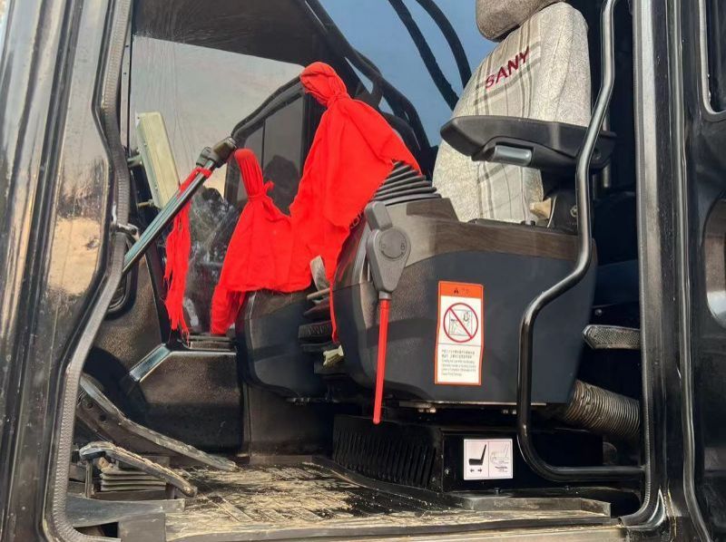 2022 SANY SY215C pictures