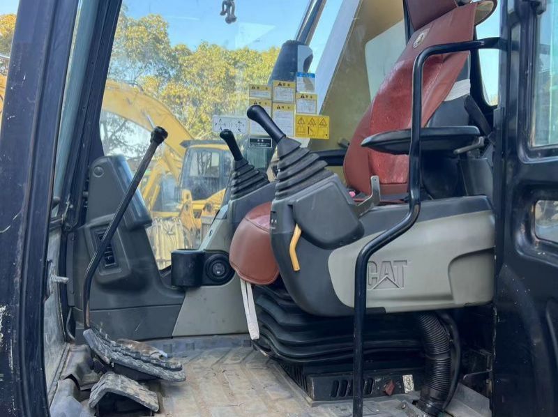 2015 caterpillar 307D pictures