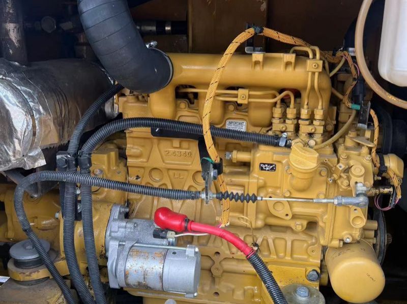 2021 CATERPILLAR 305.5E2 pictures