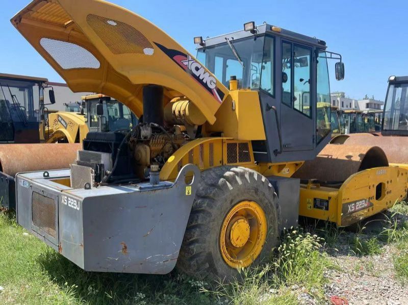 2019 XCMG XS223J pictures