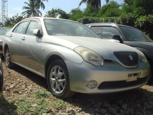 Toyota verossa 2002