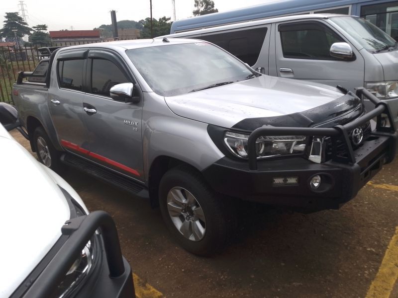 2019 Toyota HILUX photo