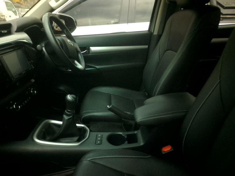 2019 Toyota HILUX photo