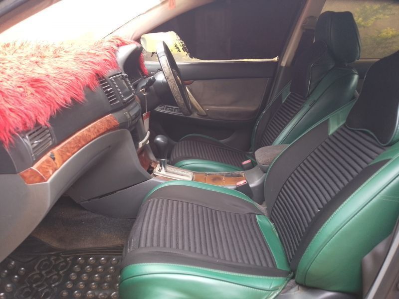 2002 Toyota Premio photo