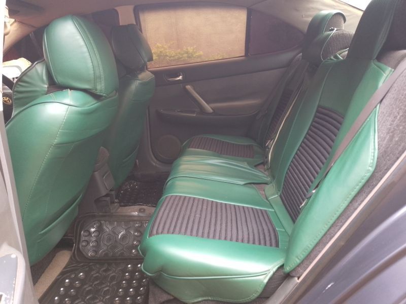 2002 Toyota Premio photo