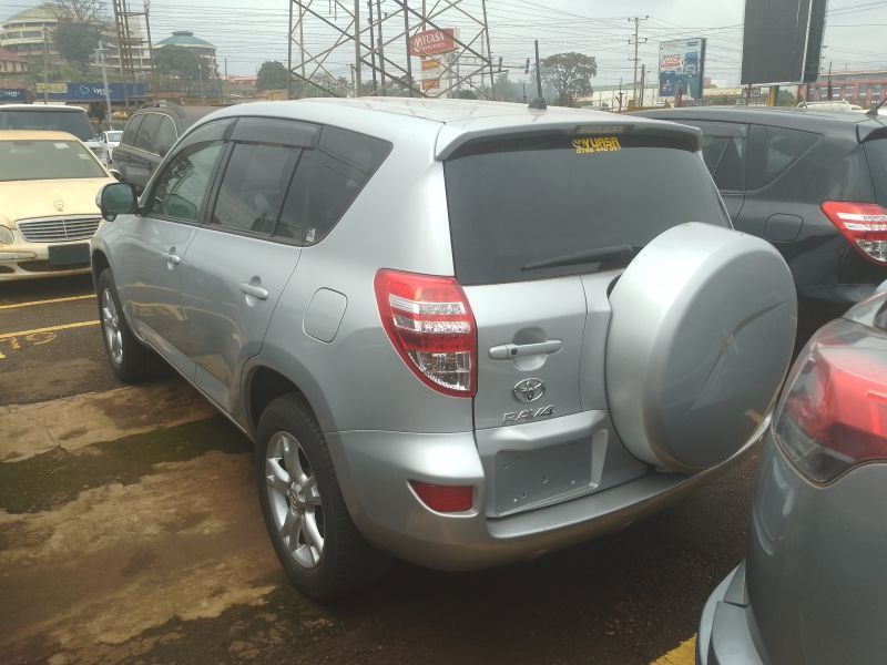 2010 Toyota Rav4 photo