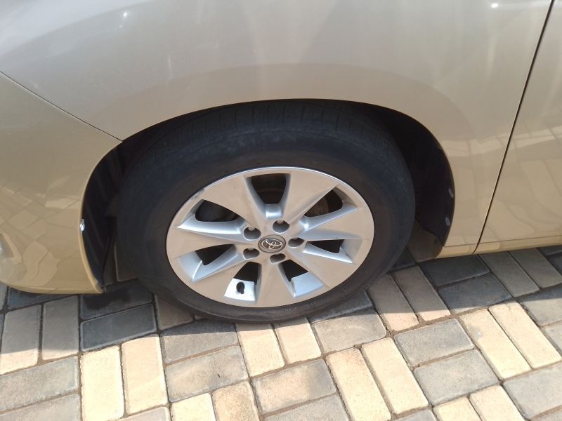 2010 Toyota ALPHARD photo