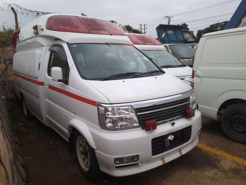 2017 Nissan AMBULANCE photo