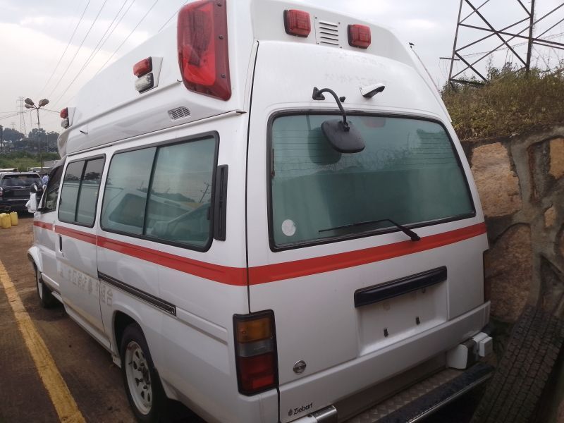 2017 Nissan AMBULANCE photo
