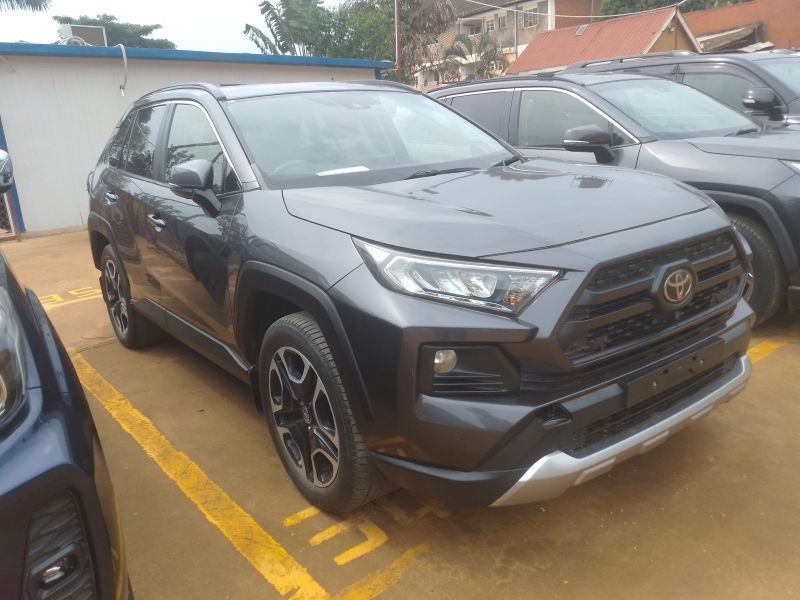2020 Toyota Rav4 photo