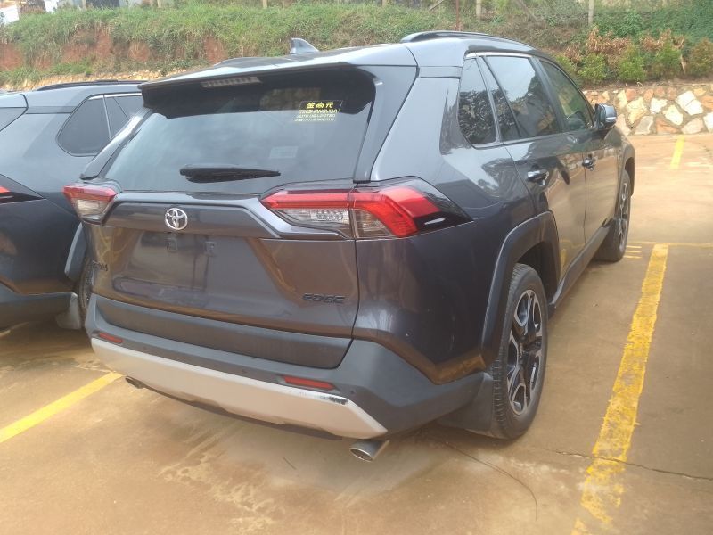 2020 Toyota Rav4 photo