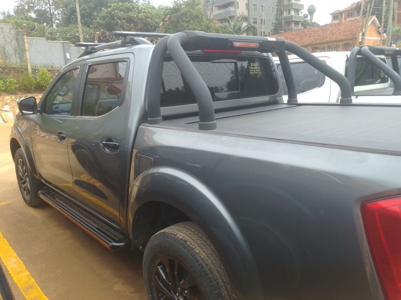 2020 Nissan Navara photo