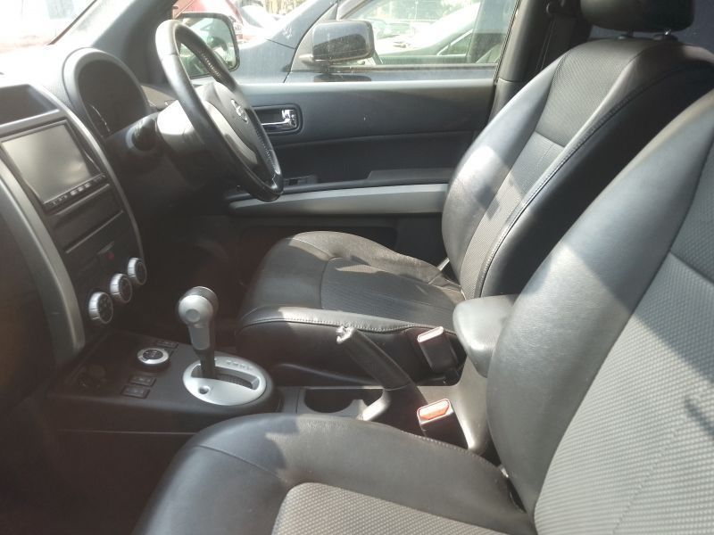 2012 Nissan X-TRAIL photo
