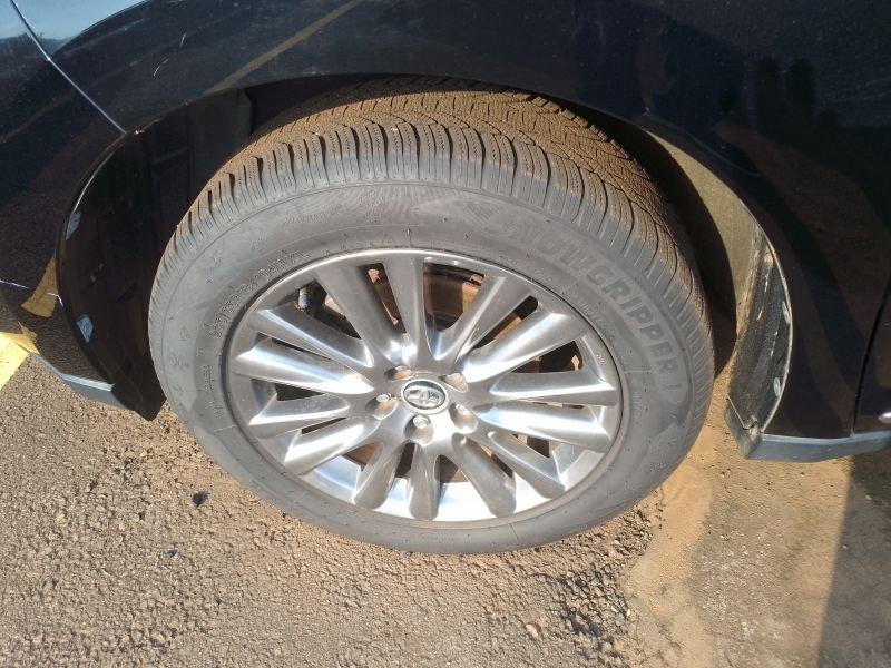 2016 Toyota Harrier photo