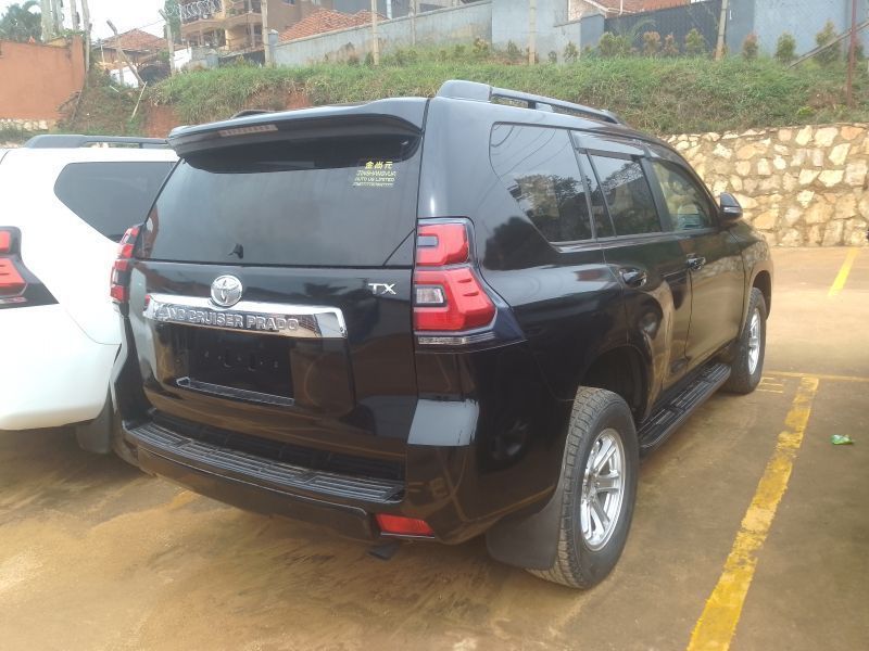 2016 Toyota Land Cruiser Prado photo