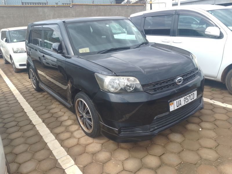 2010 Toyota Rumion photo