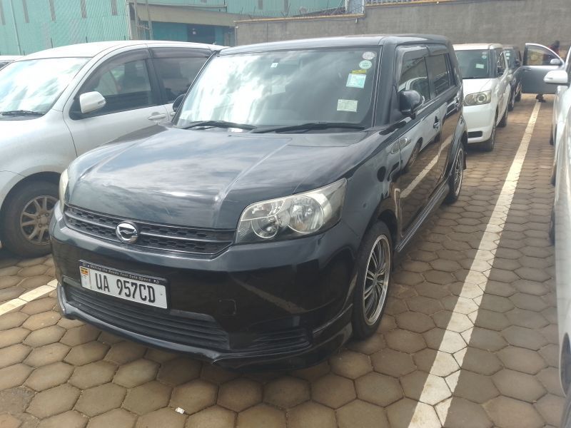 2010 Toyota Rumion photo