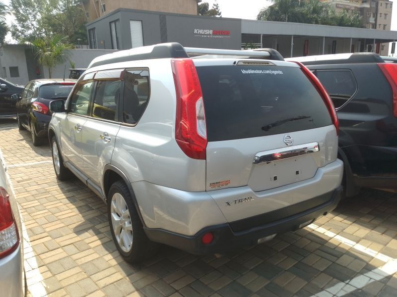 2012 Nissan X-TRAIL photo