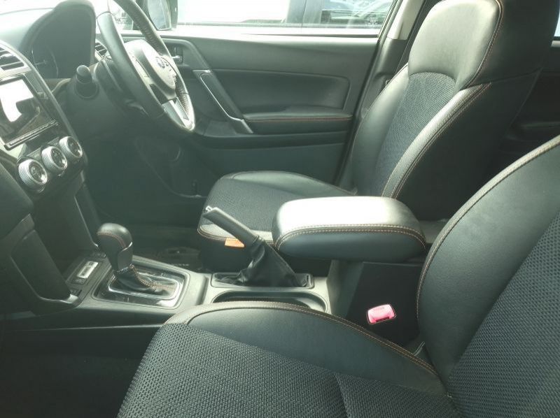 2016 Subaru Forester pictures