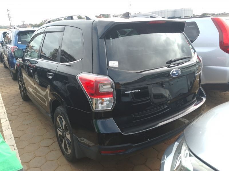 2016 Subaru Forester pictures