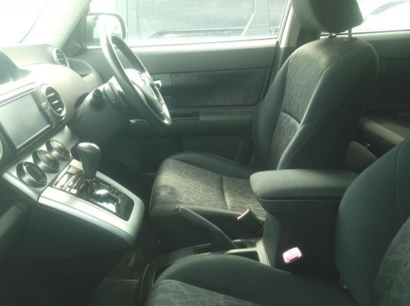 2012 Toyota Rumion pictures