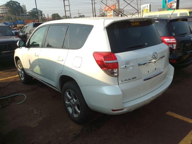 2012 Toyota Vanguard pictures