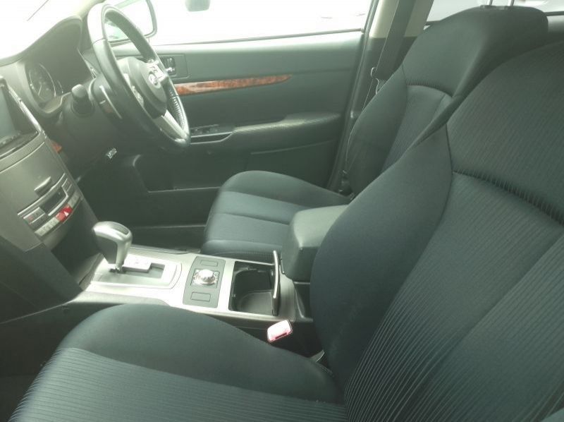 2011 Subaru Legacy pictures