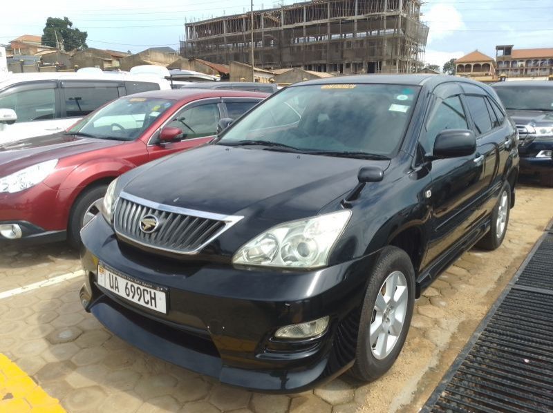 2014 Toyota Harrier pictures