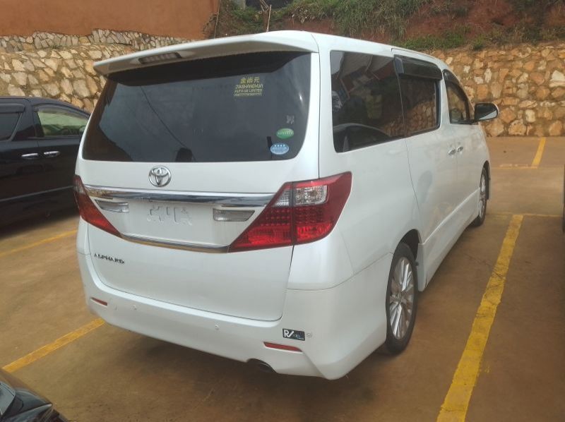 2012 Toyota Alphard pictures